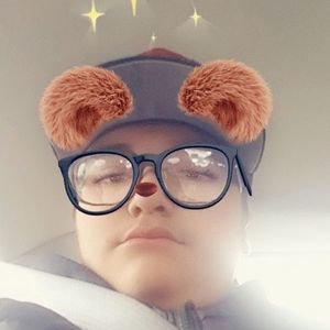 Meet your Posher, Efren